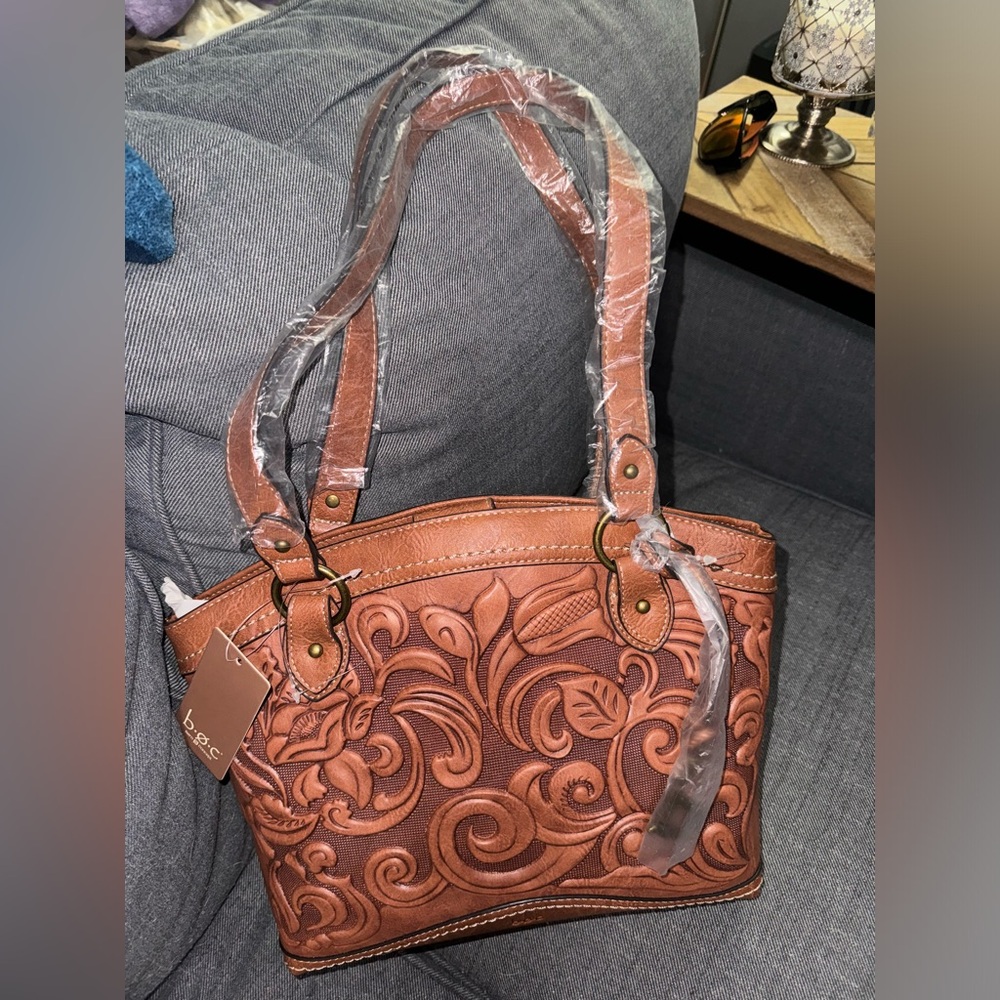 Bøc Botanica Tote Embossed Floral Purse saddle bag New with tags
